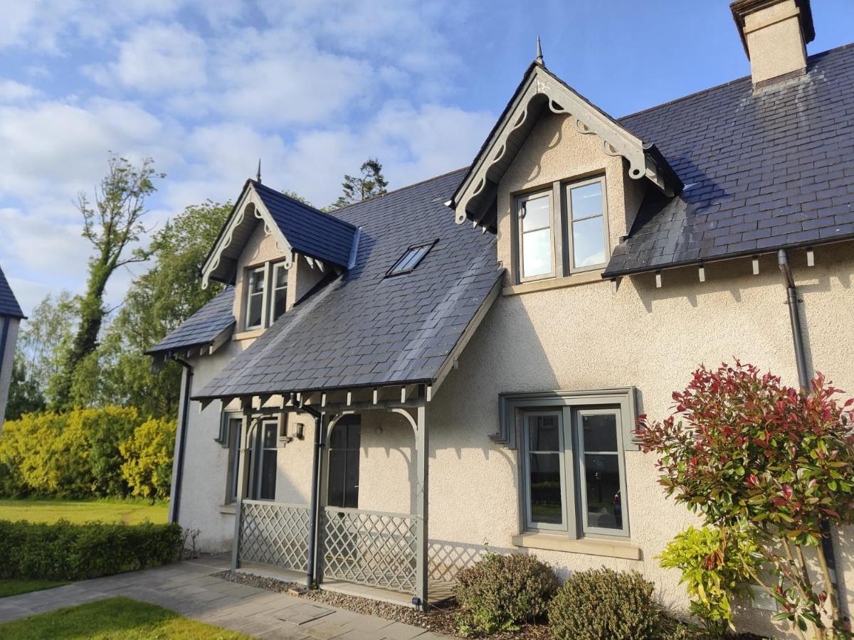 Chic Classy & Cosy At Lough Erne Golf Village And Resort Ballycassidy Buitenkant foto
