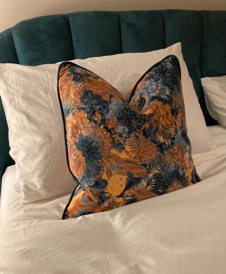 Chic Classy & Cosy At Lough Erne Golf Village And Resort Ballycassidy Buitenkant foto