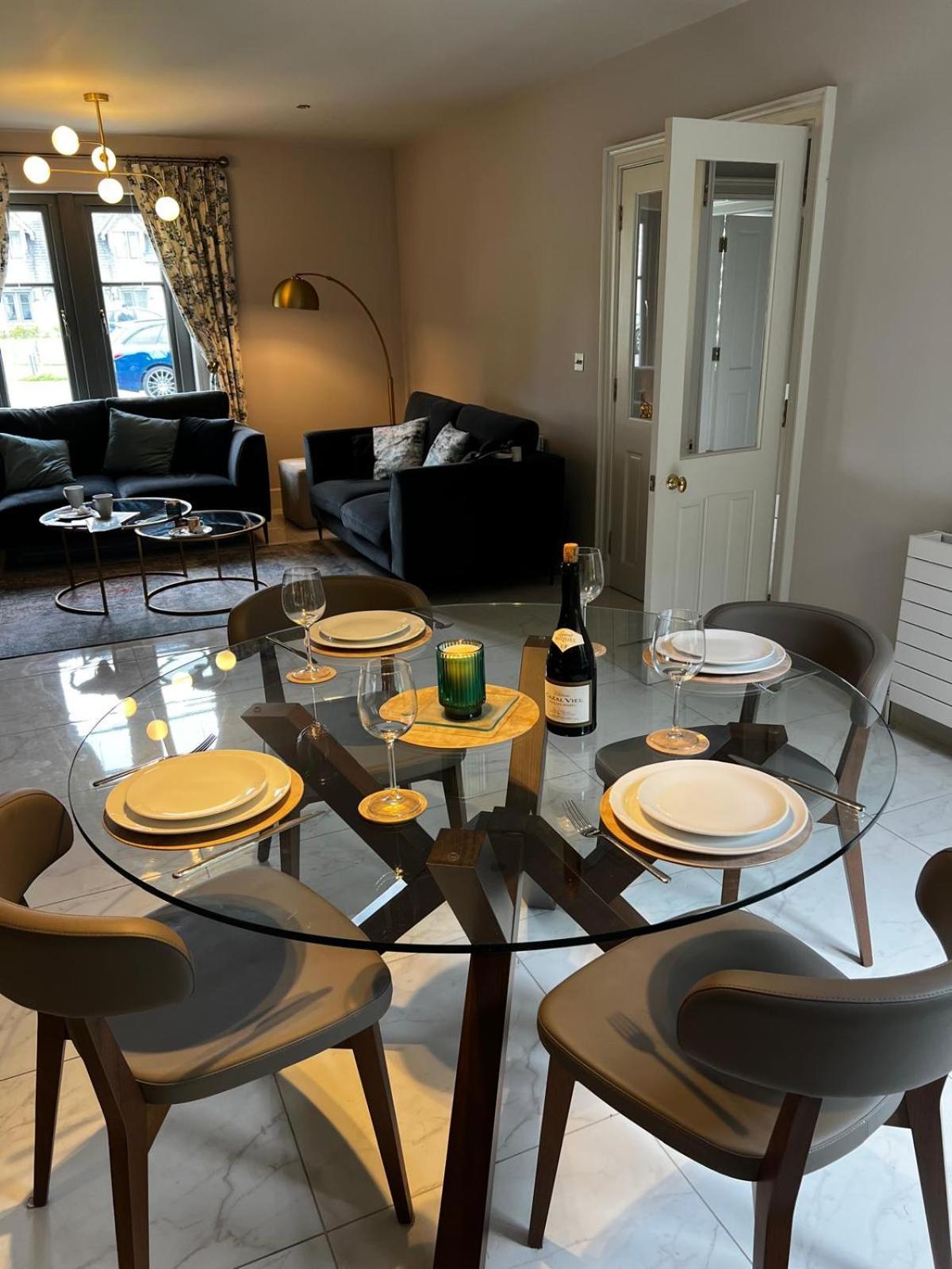 Chic Classy & Cosy At Lough Erne Golf Village And Resort Ballycassidy Buitenkant foto